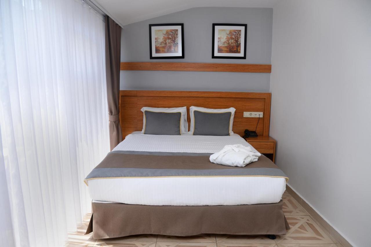 เอดิบี สุลต่าน โฮเต็ล Hotel อิสตันบูล ภายนอก รูปภาพ
